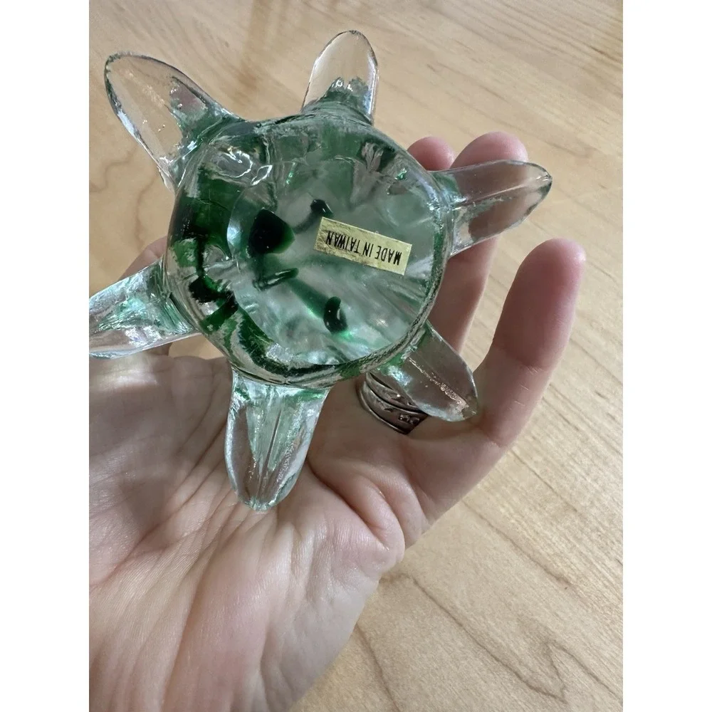 Vintage Glass Christmas Tree Green Ribbon Swirl Art Glass Taiwan